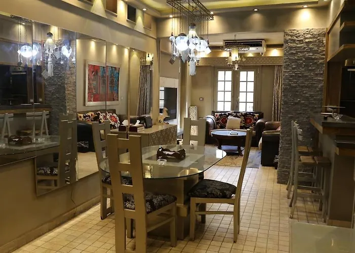 Charming 2Br Apt In Scenic Zamalek - Cosmic 7