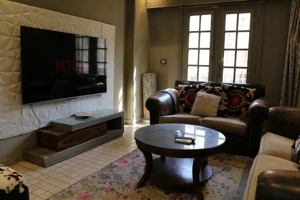 Appartement Charming 2br In Scenic Zamalek - Cosmic 7 *