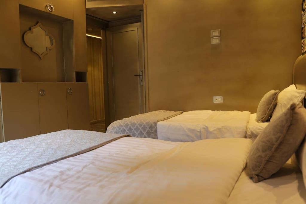 Apartment Charming 2br In Scenic Zamalek - Cosmic 7 *